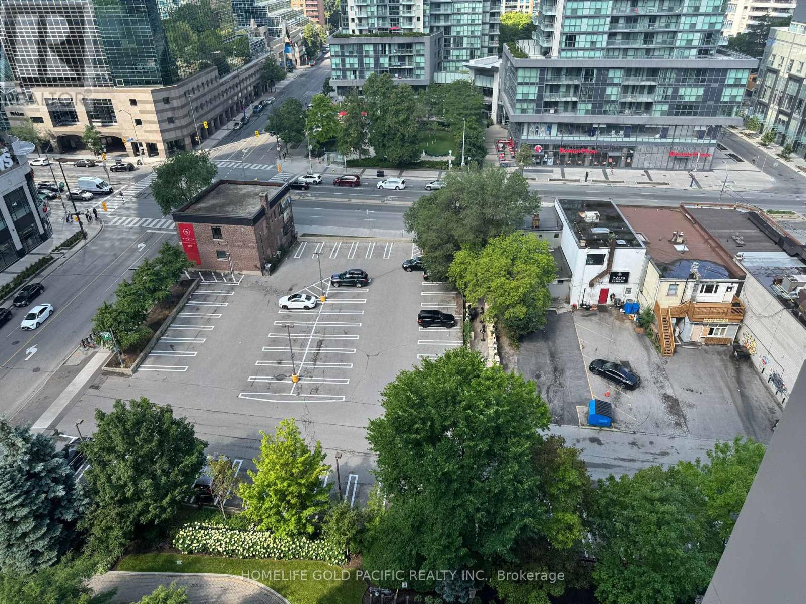 Photo 12 of 1716 28 Empress Avenue, Toronto ON