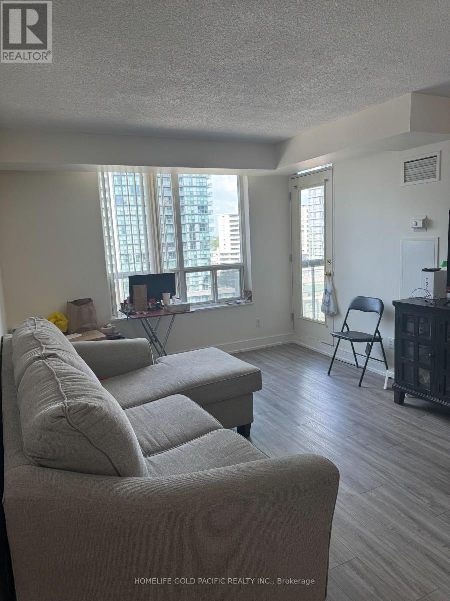 Photo 9 of 1716 28 Empress Avenue, Toronto ON
