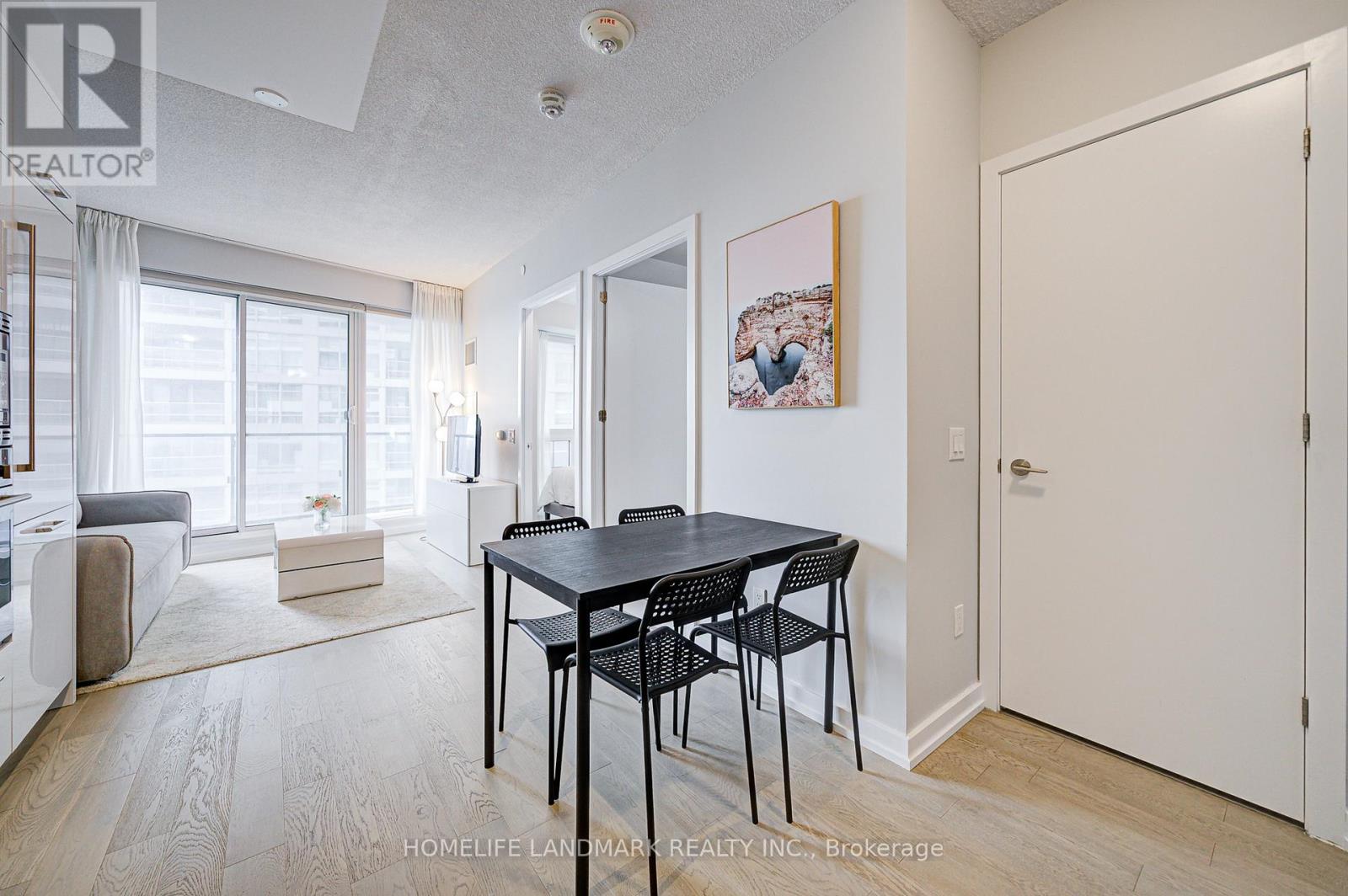 Photo 11 of 2304 2221 Yonge Street, Toronto ON