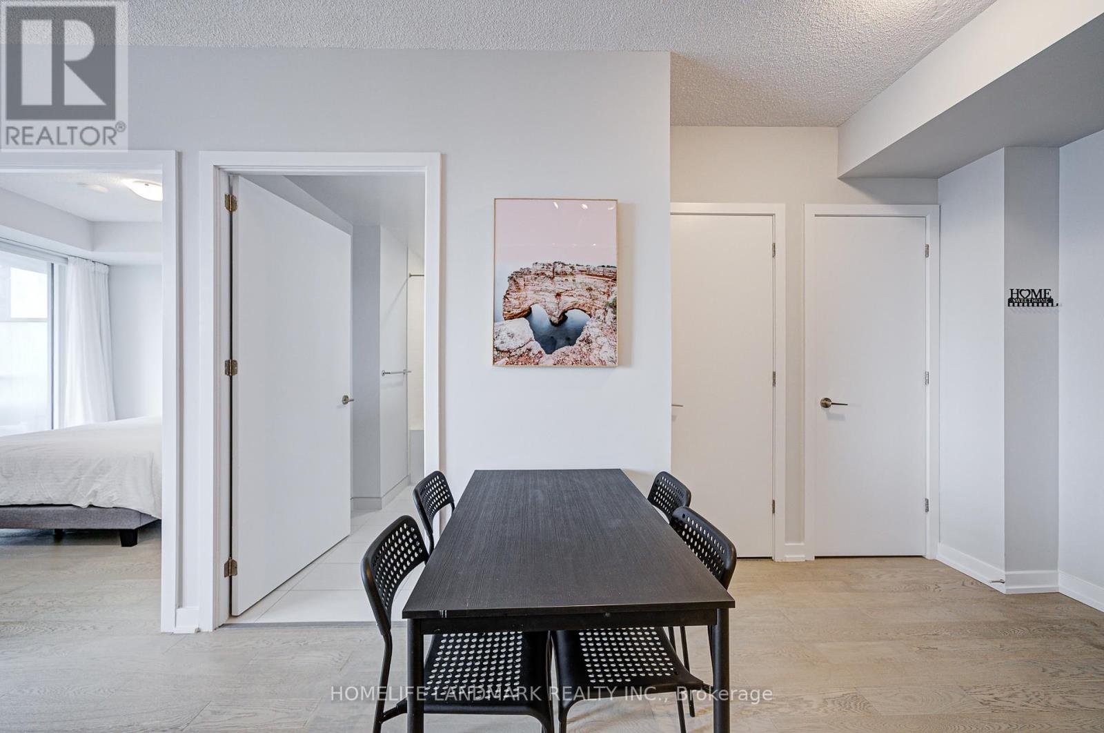 Photo 12 of 2304 2221 Yonge Street, Toronto ON
