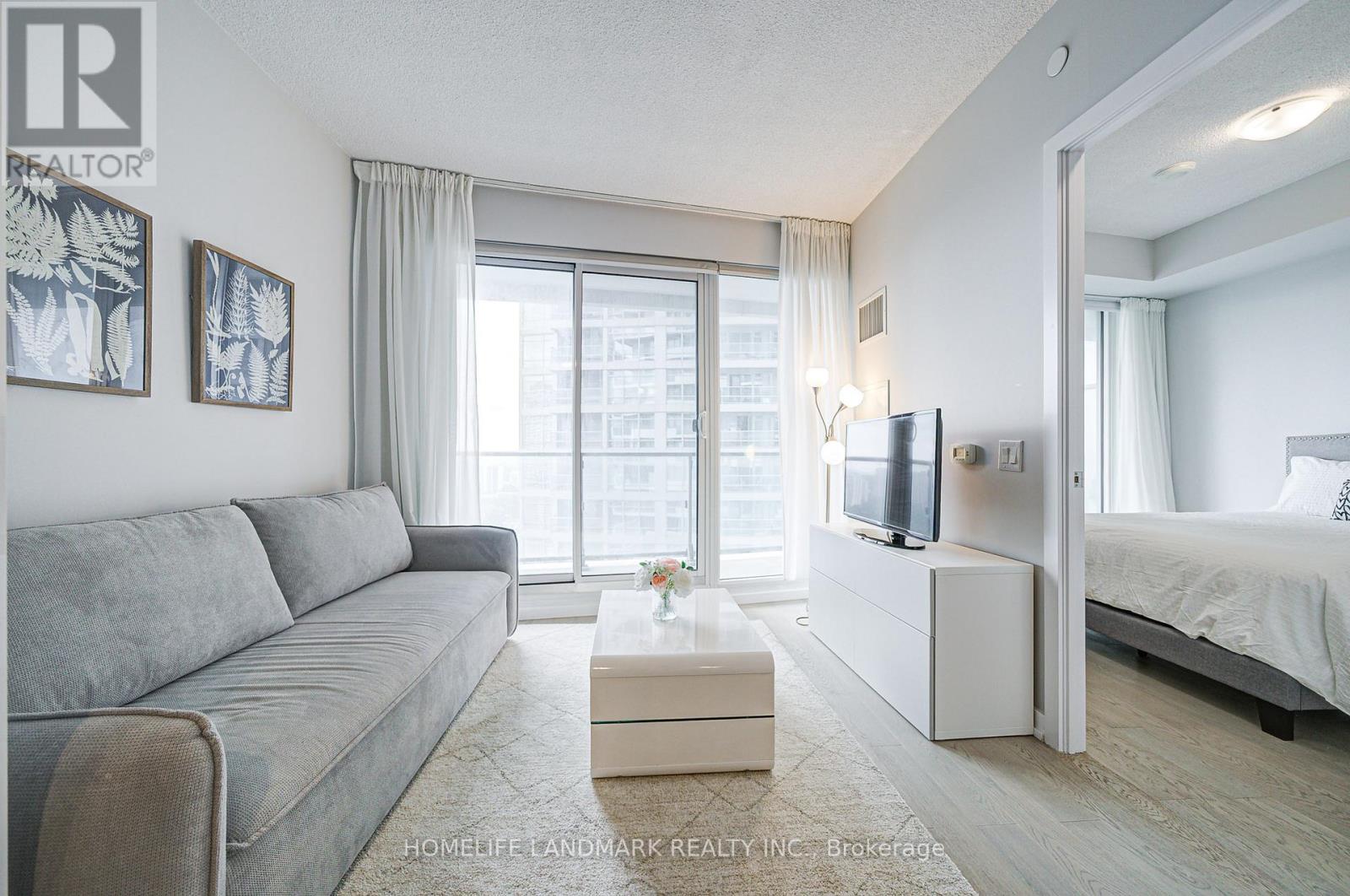 Photo 20 of 2304 2221 Yonge Street, Toronto ON