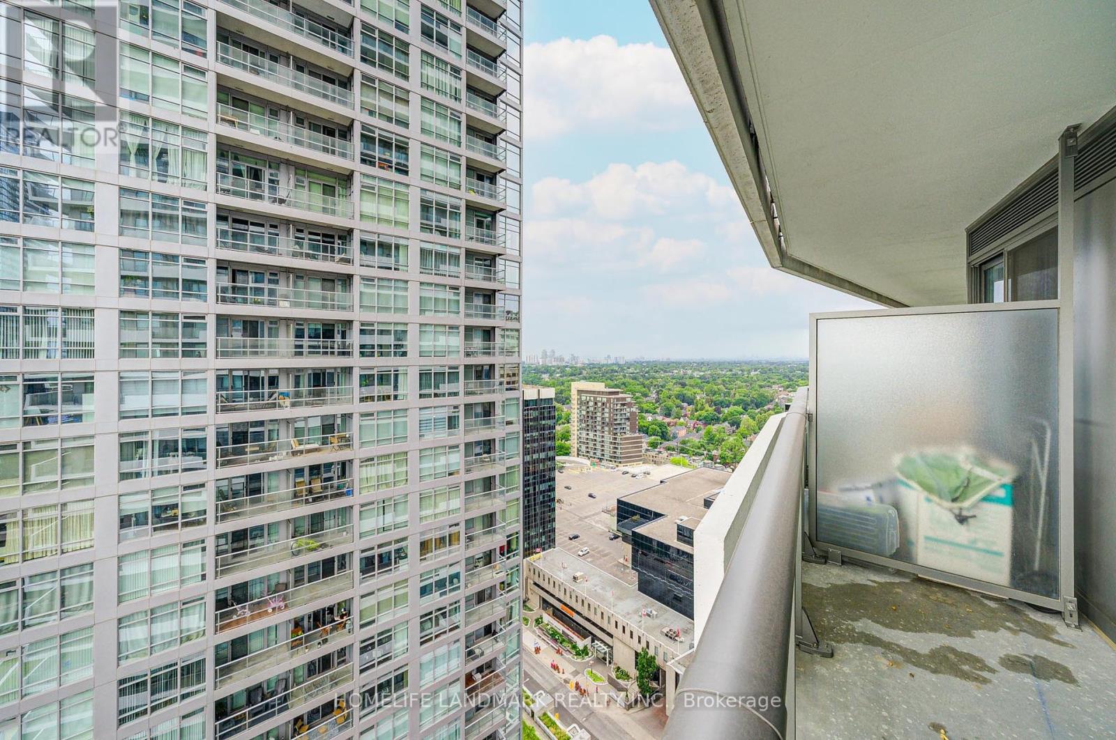 Photo 36 of 2304 2221 Yonge Street, Toronto ON
