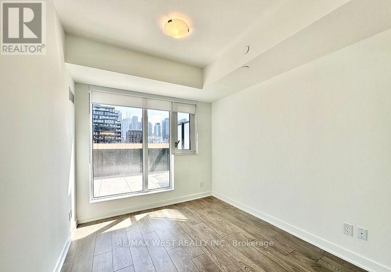 Photo 10 of 616 543 Richmond Street W, Toronto ON