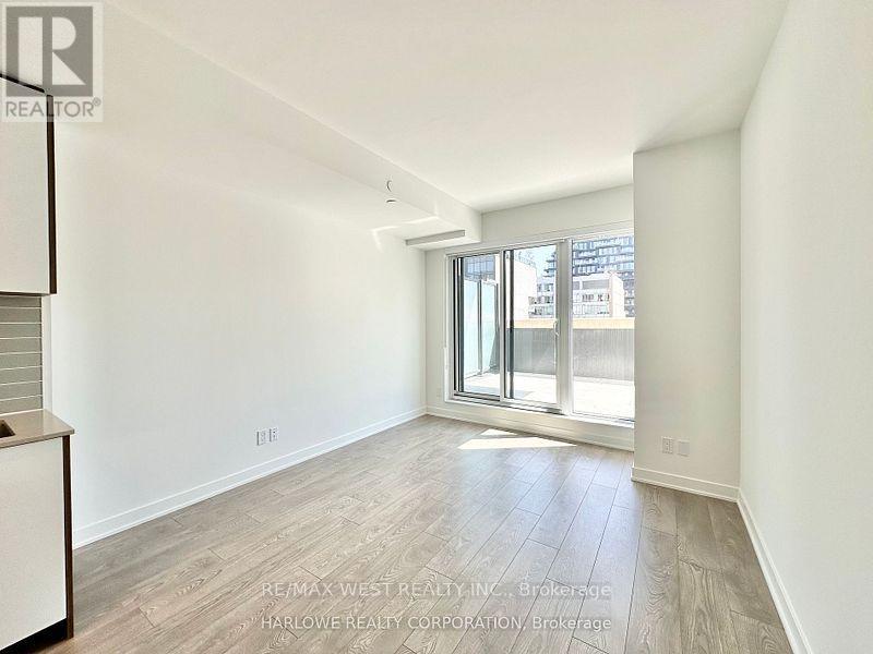 Photo 6 of 616 543 Richmond Street W, Toronto ON