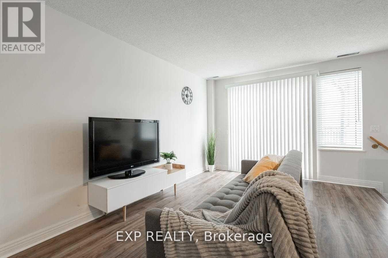Photo 18 of 624 188 Bonis Avenue, Toronto ON