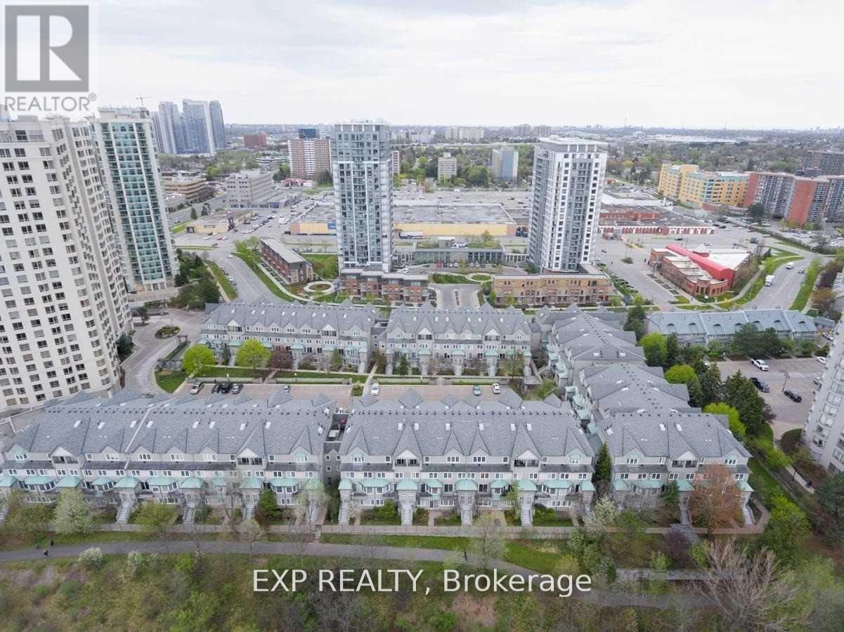 Photo 2 of 624 188 Bonis Avenue, Toronto ON