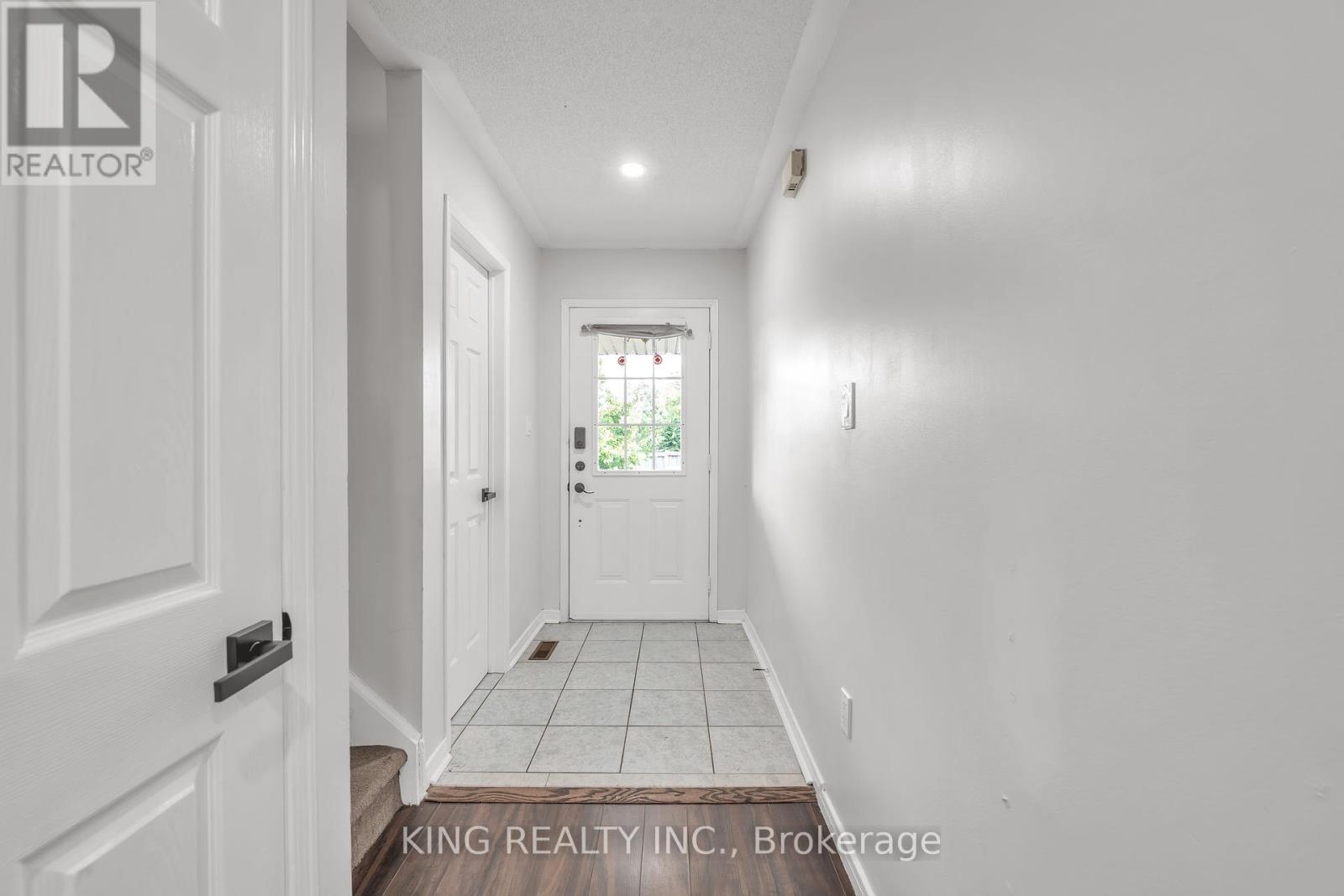 Photo 13 of 1061 Tilbury Street, Oshawa ON