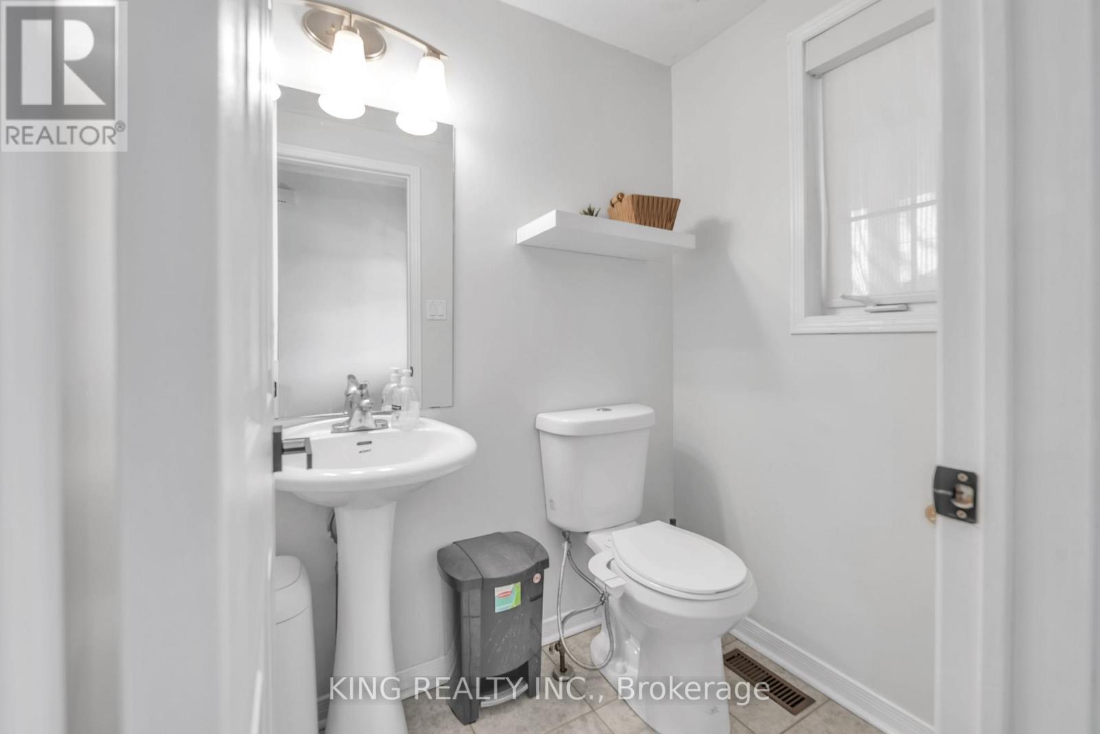 Photo 15 of 1061 Tilbury Street, Oshawa ON