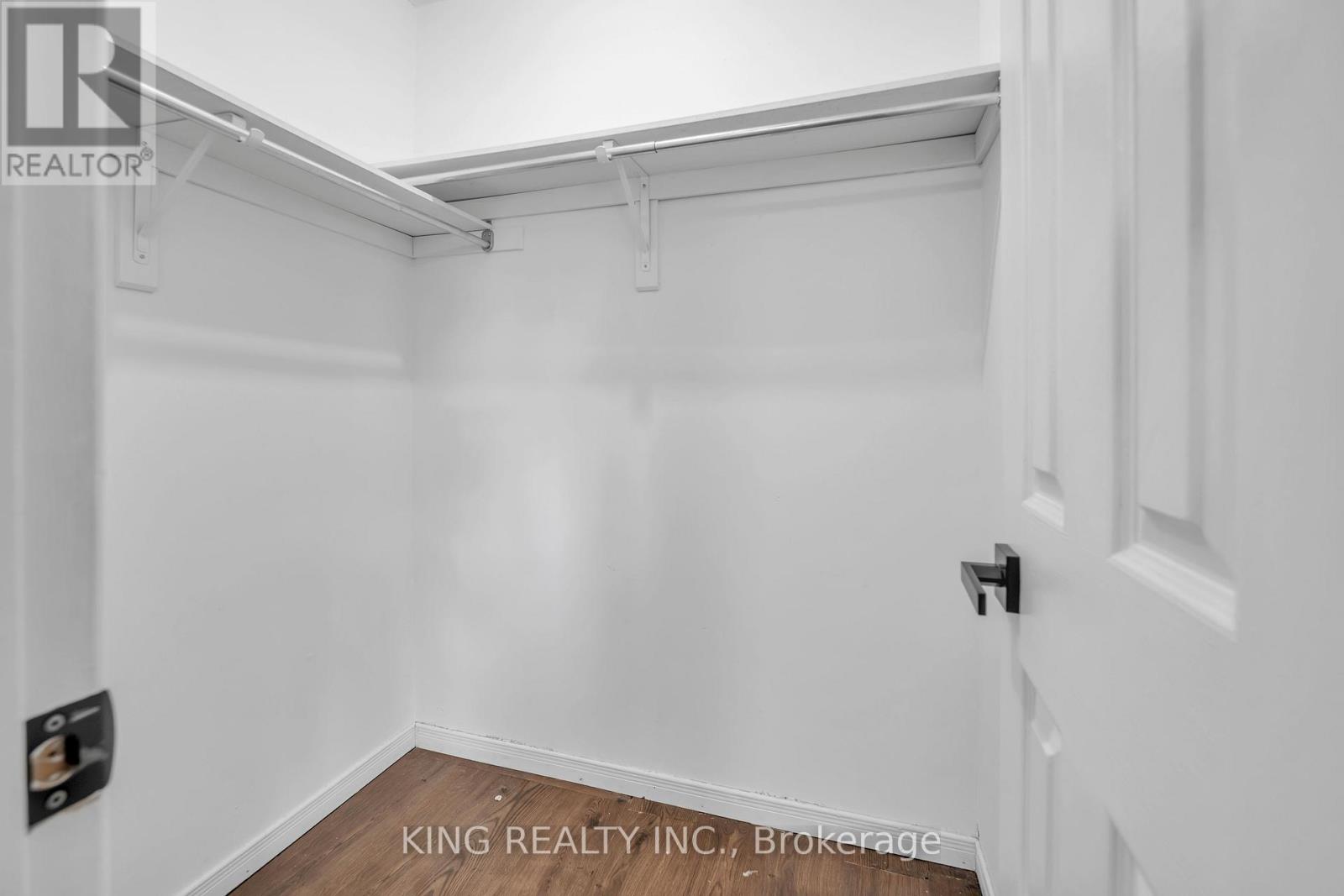 Photo 18 of 1061 Tilbury Street, Oshawa ON