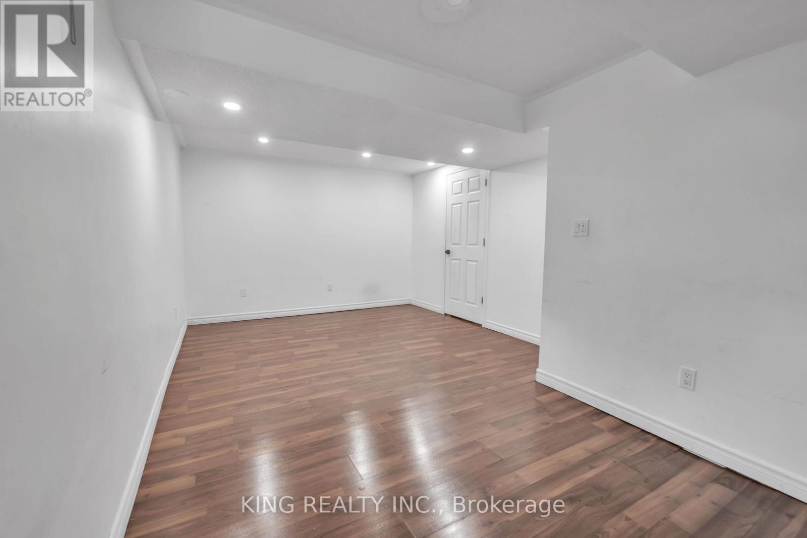 Photo 29 of 1061 Tilbury Street, Oshawa ON
