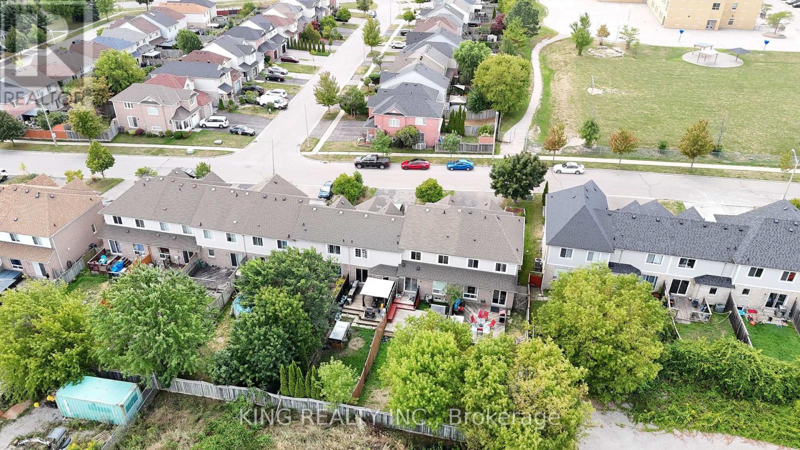 Photo 38 of 1061 Tilbury Street, Oshawa ON