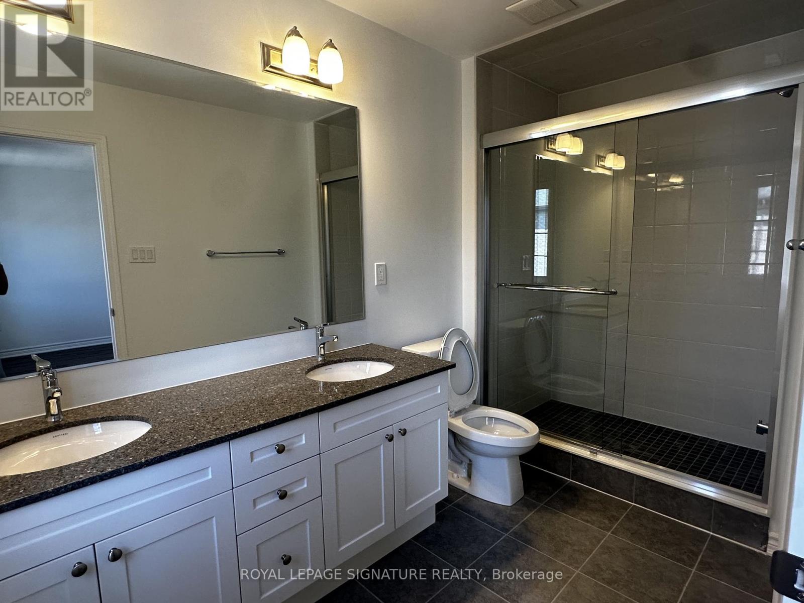 Photo 12 of 9 1259 Lily Crescent, Milton ON