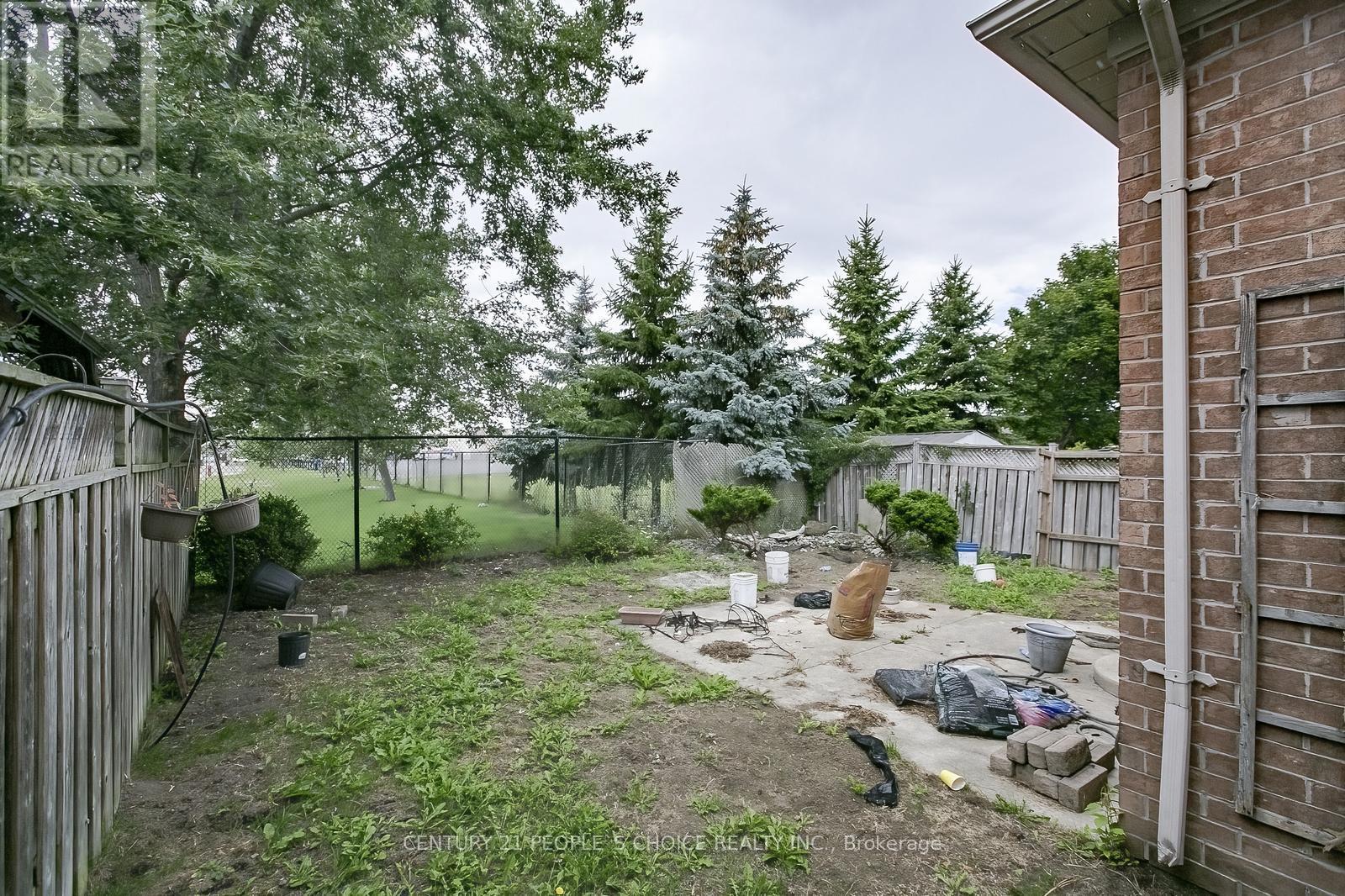 Photo 48 of 272 Vintage Gate, Brampton ON