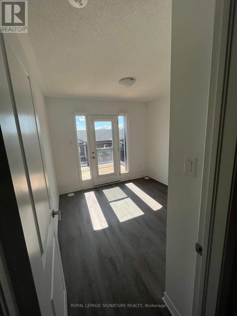 Photo 11 of 10 1259 Lily Crescent, Milton ON