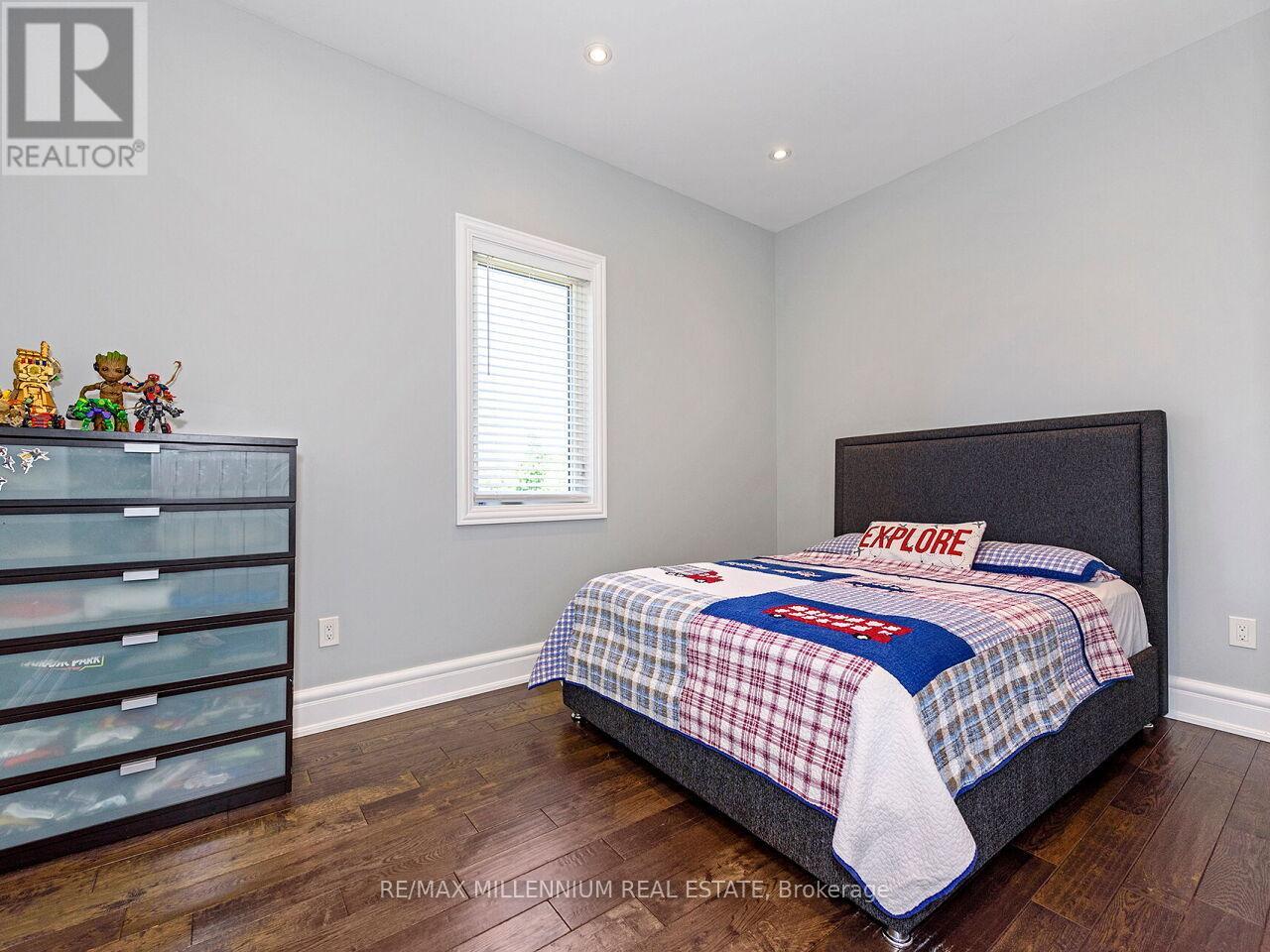 Photo 18 of 3392 Line 13, Bradford West Gwillimbury ON