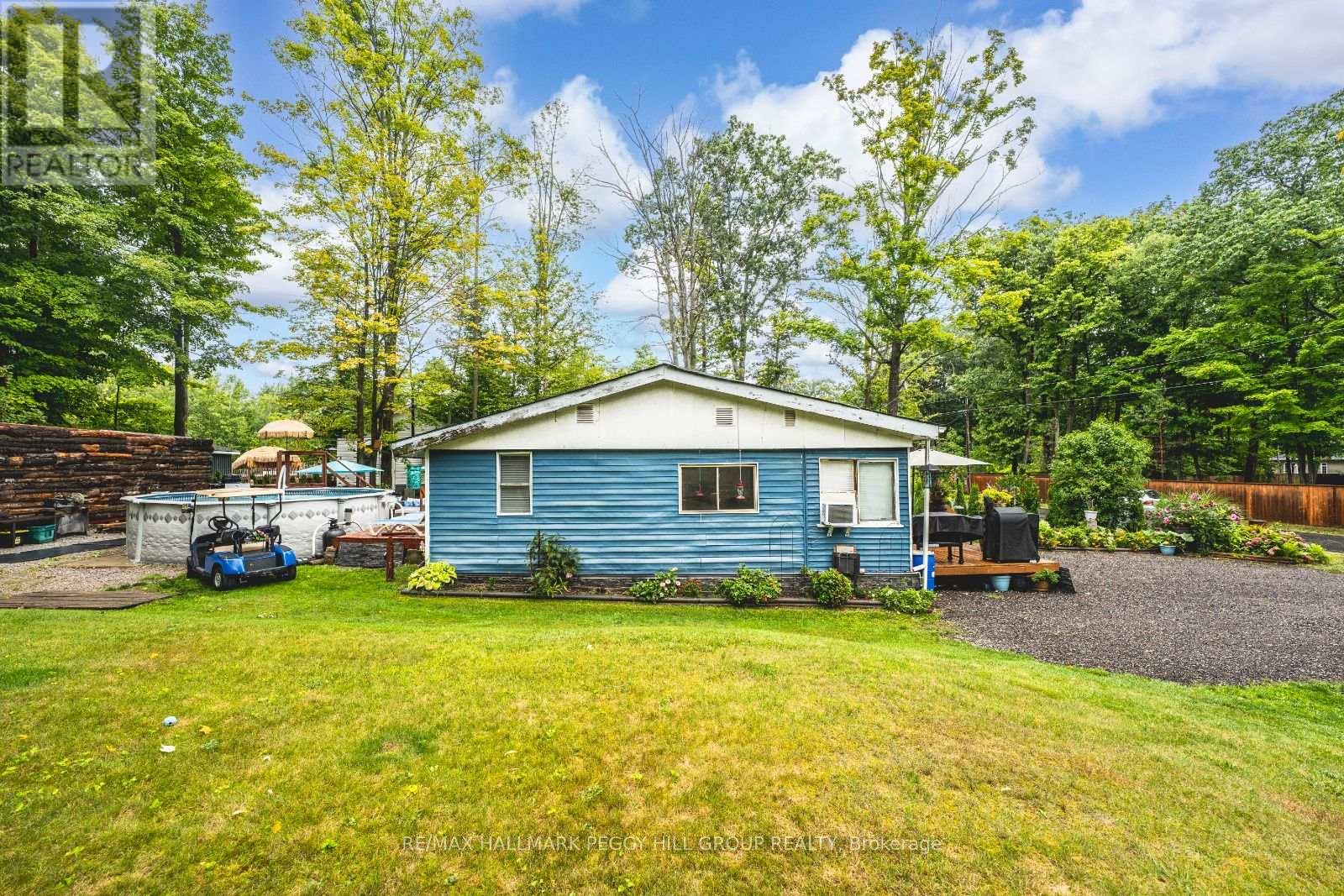 Photo 11 of 28 Wozniak Road, Penetanguishene ON