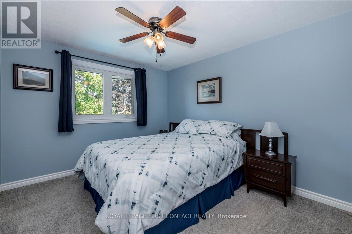 Photo 14 of 23 Virgilwood Crescent, Barrie ON