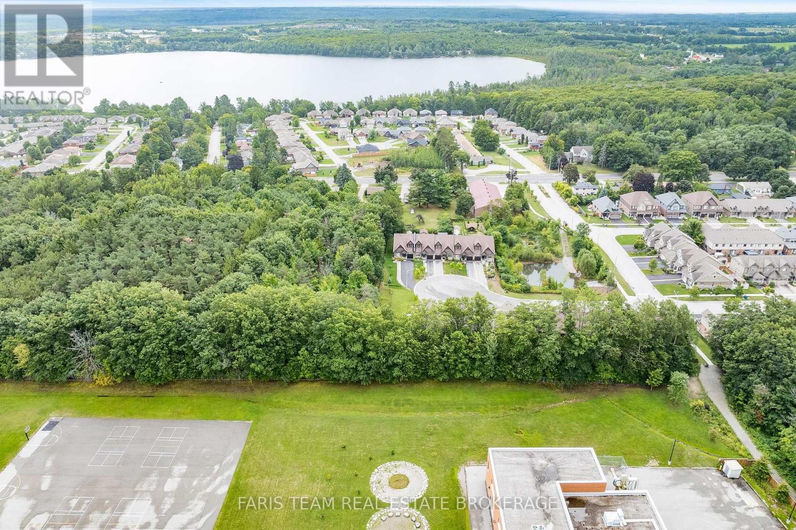 Photo 9 of 940 Cook Drive, Midland ON