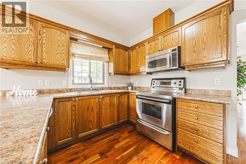 Photo 11 of 130 Southbrook Drive Unit 43, Binbrook ON