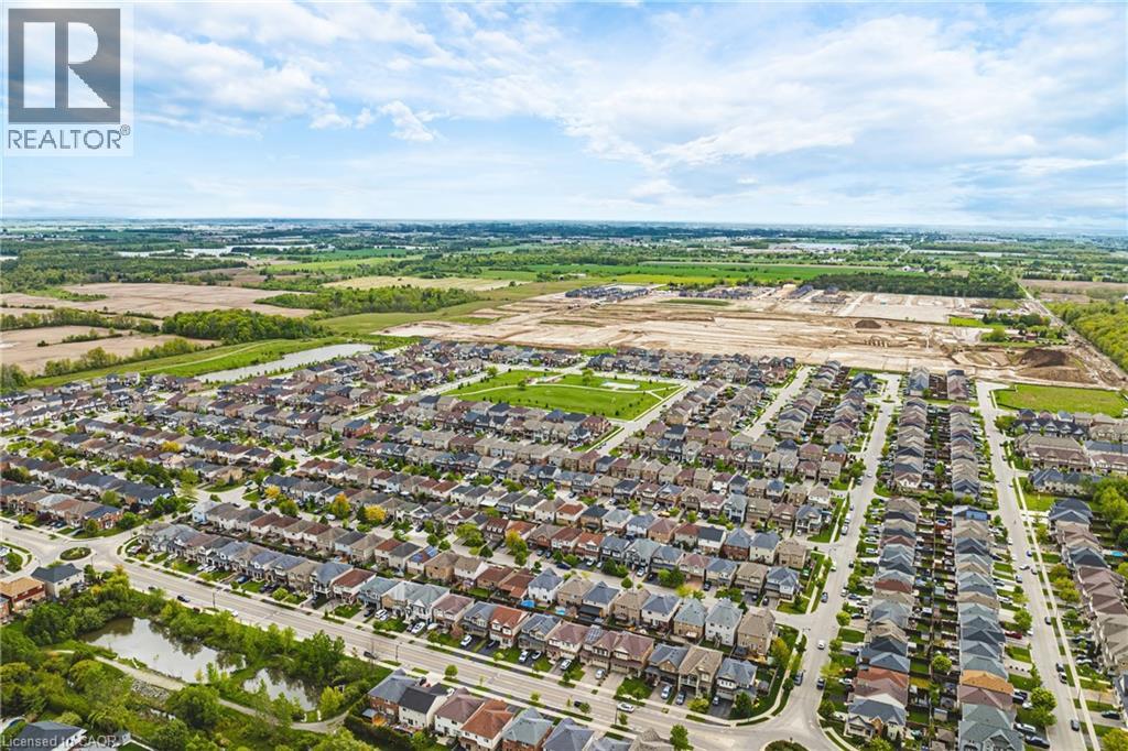 Photo 48 of 130 Southbrook Drive Unit 43, Binbrook ON
