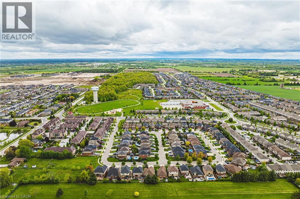 Photo 46 of 130 Southbrook Drive Unit 43, Binbrook ON