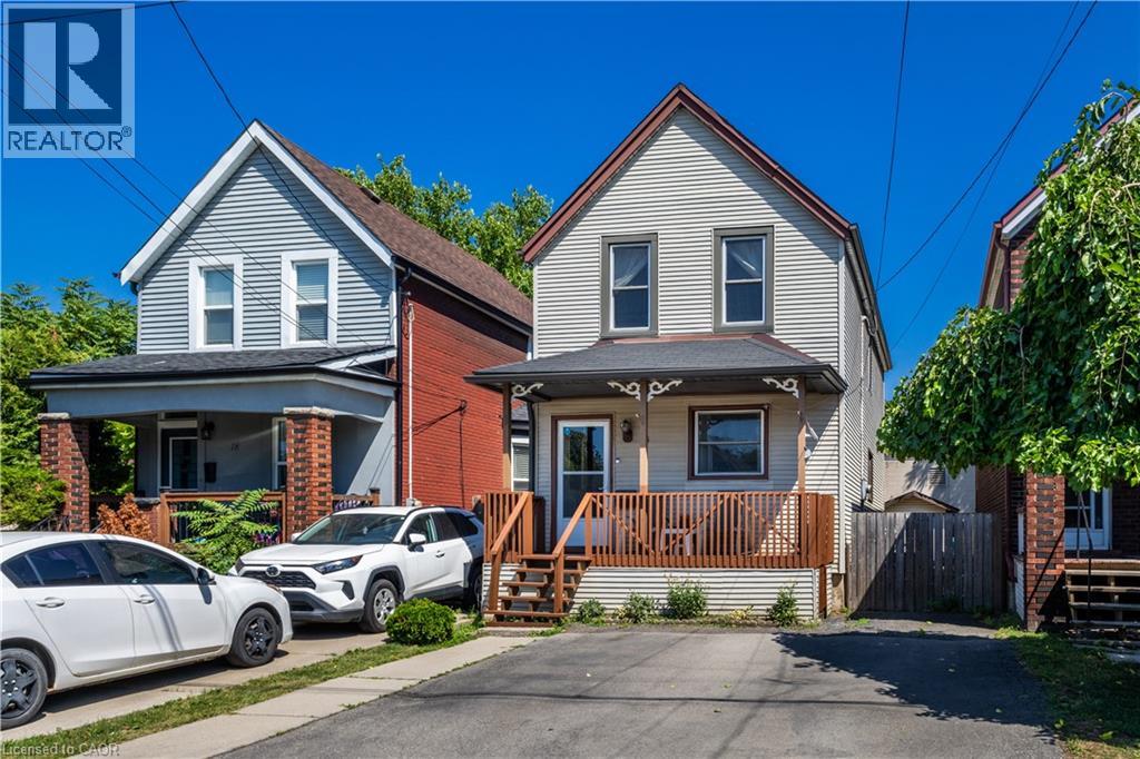 Photo 1 of 16 Albemarle Street, Hamilton ON