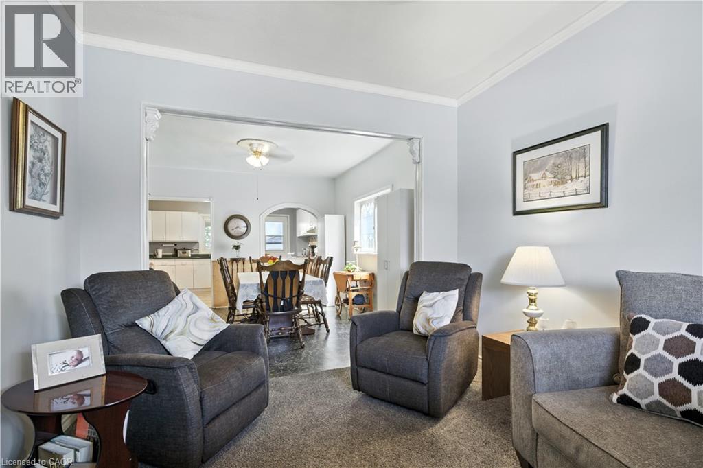 Photo 12 of 16 Albemarle Street, Hamilton ON