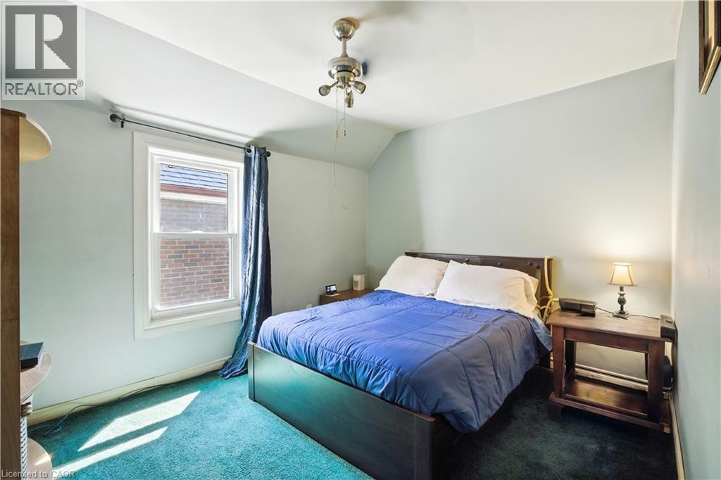 Photo 17 of 16 Albemarle Street, Hamilton ON