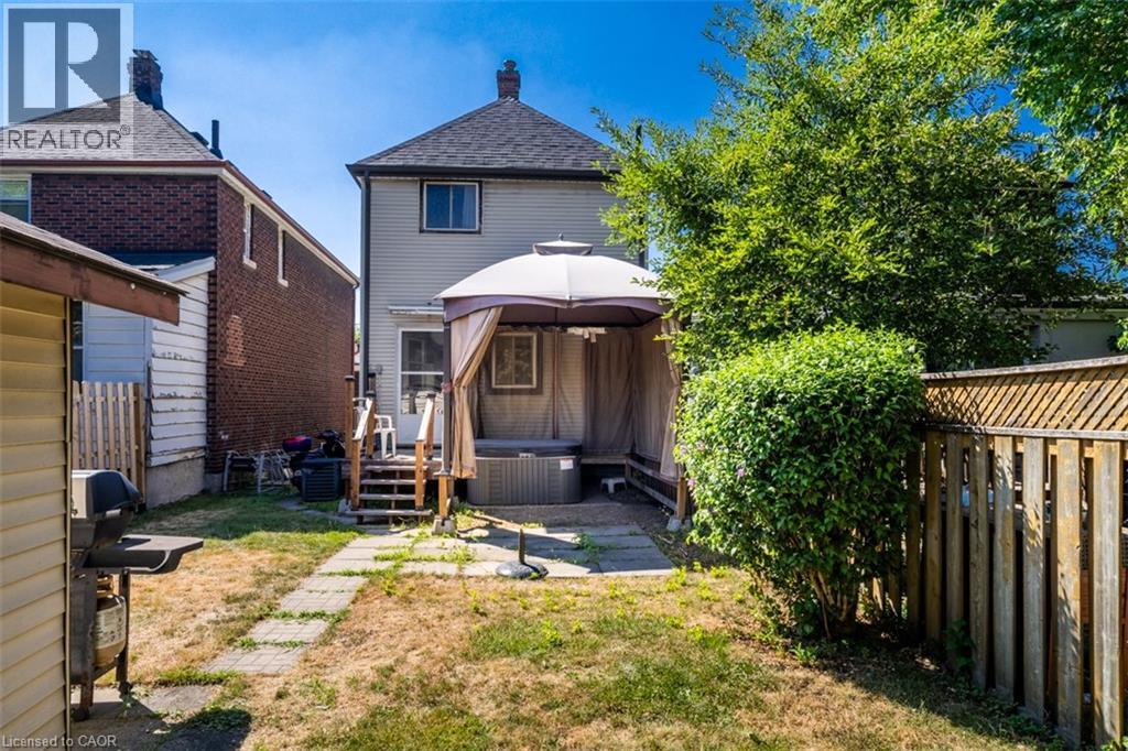 Photo 27 of 16 Albemarle Street, Hamilton ON