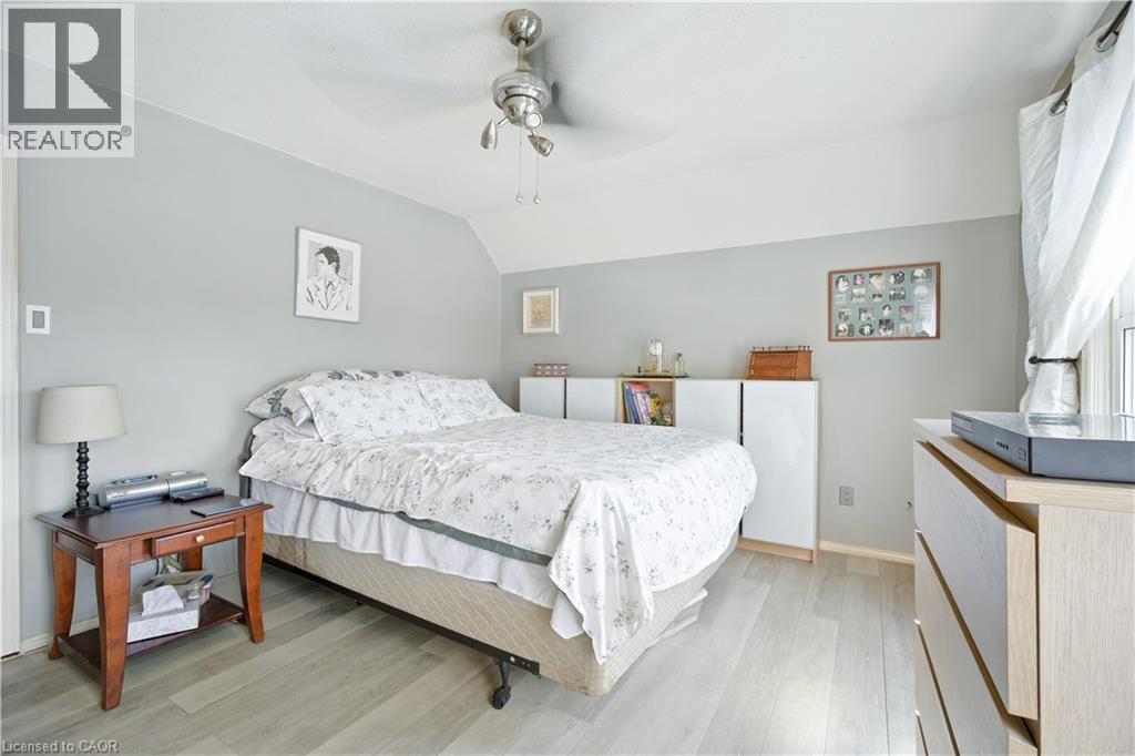 Photo 15 of 16 Albemarle Street, Hamilton ON