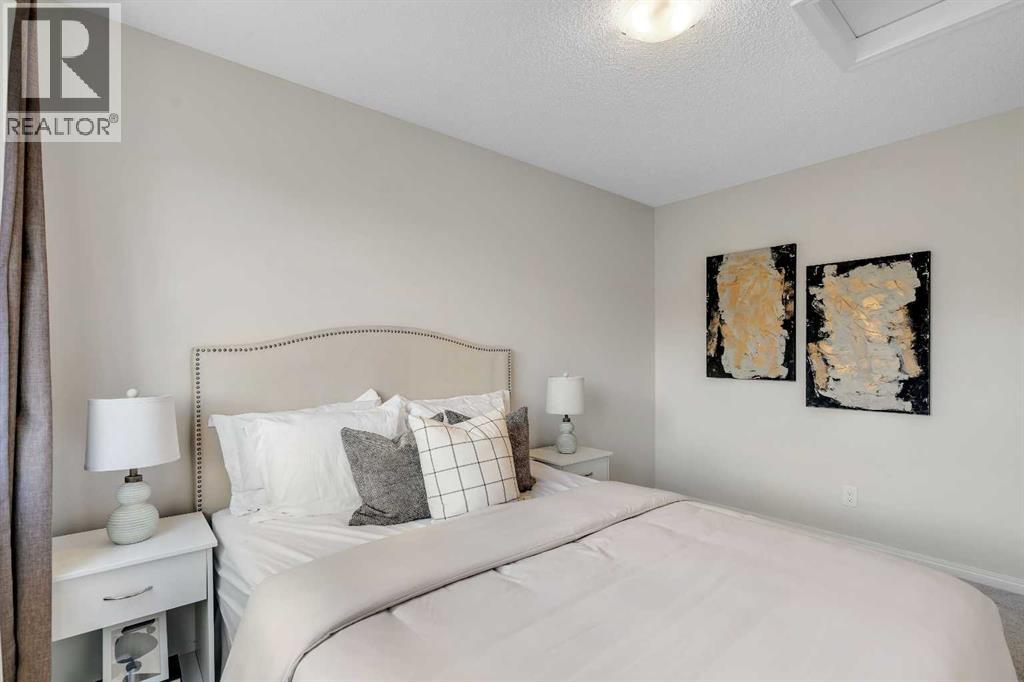 Photo 33 of 147 Osborne Rise Sw, Airdrie AB