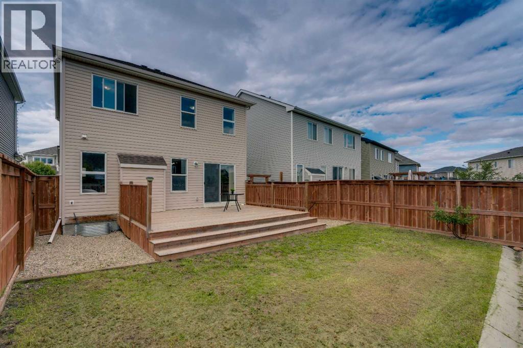 Photo 39 of 147 Osborne Rise Sw, Airdrie AB