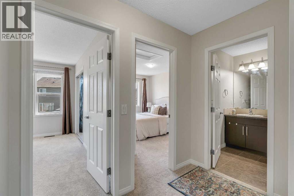Photo 35 of 147 Osborne Rise Sw, Airdrie AB