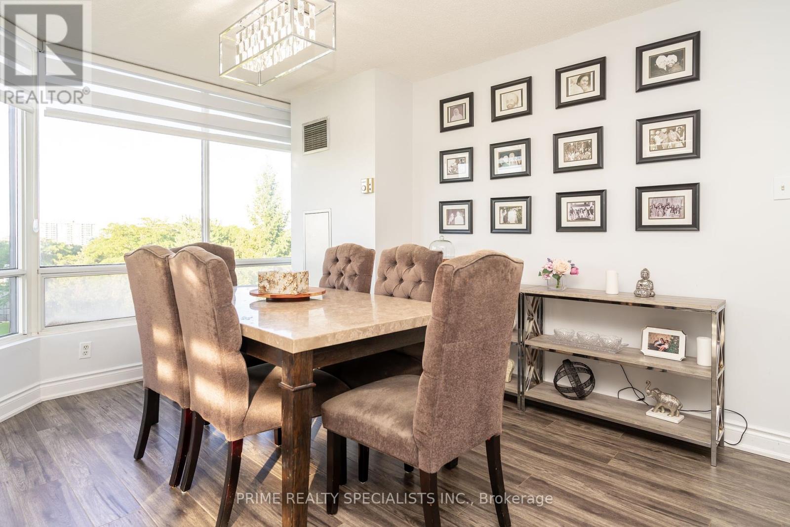Photo 15 of 611 26 Hanover Road, Brampton ON