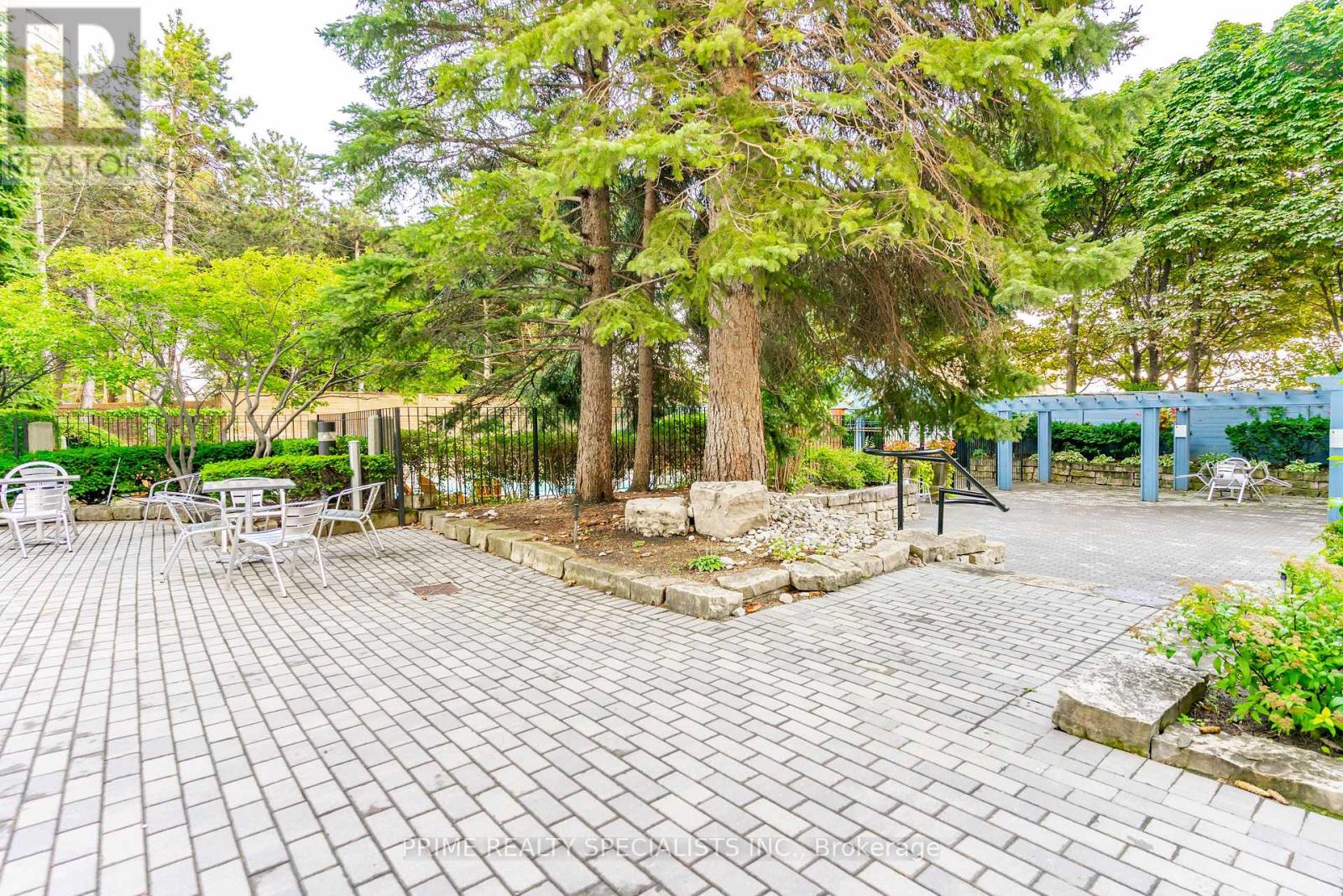 Photo 42 of 611 26 Hanover Road, Brampton ON