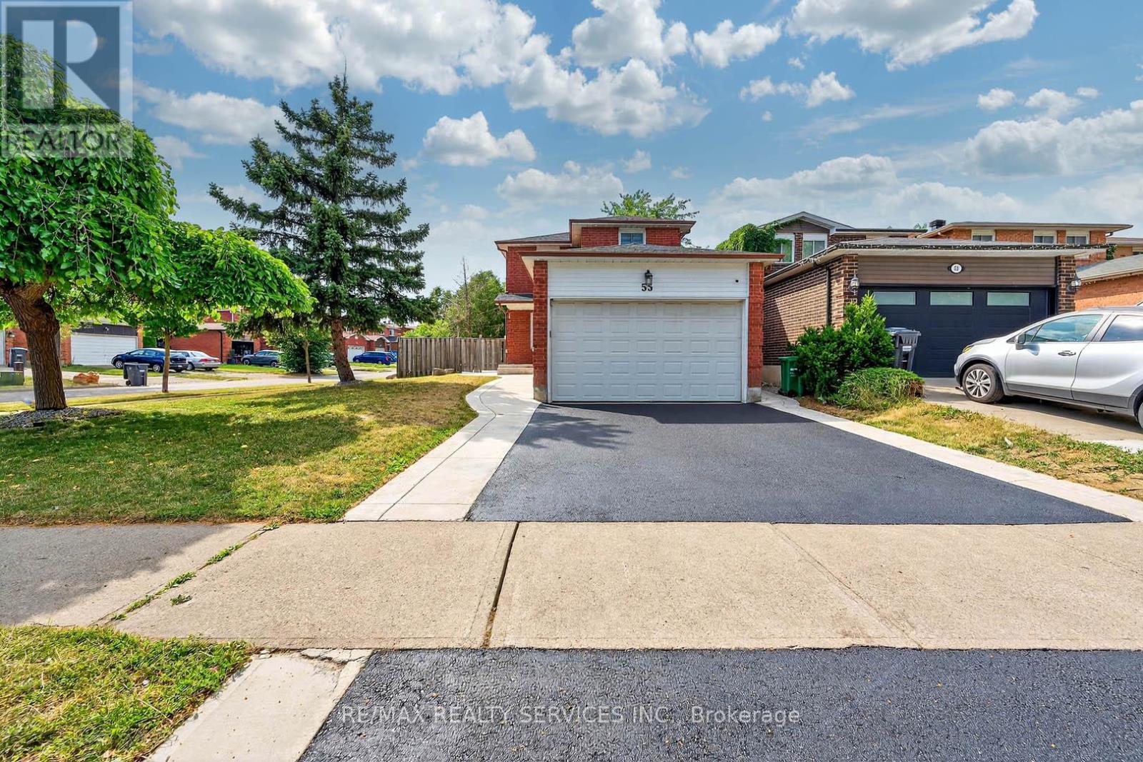 Photo 2 of 55 Mcgraw Avenue, Brampton ON