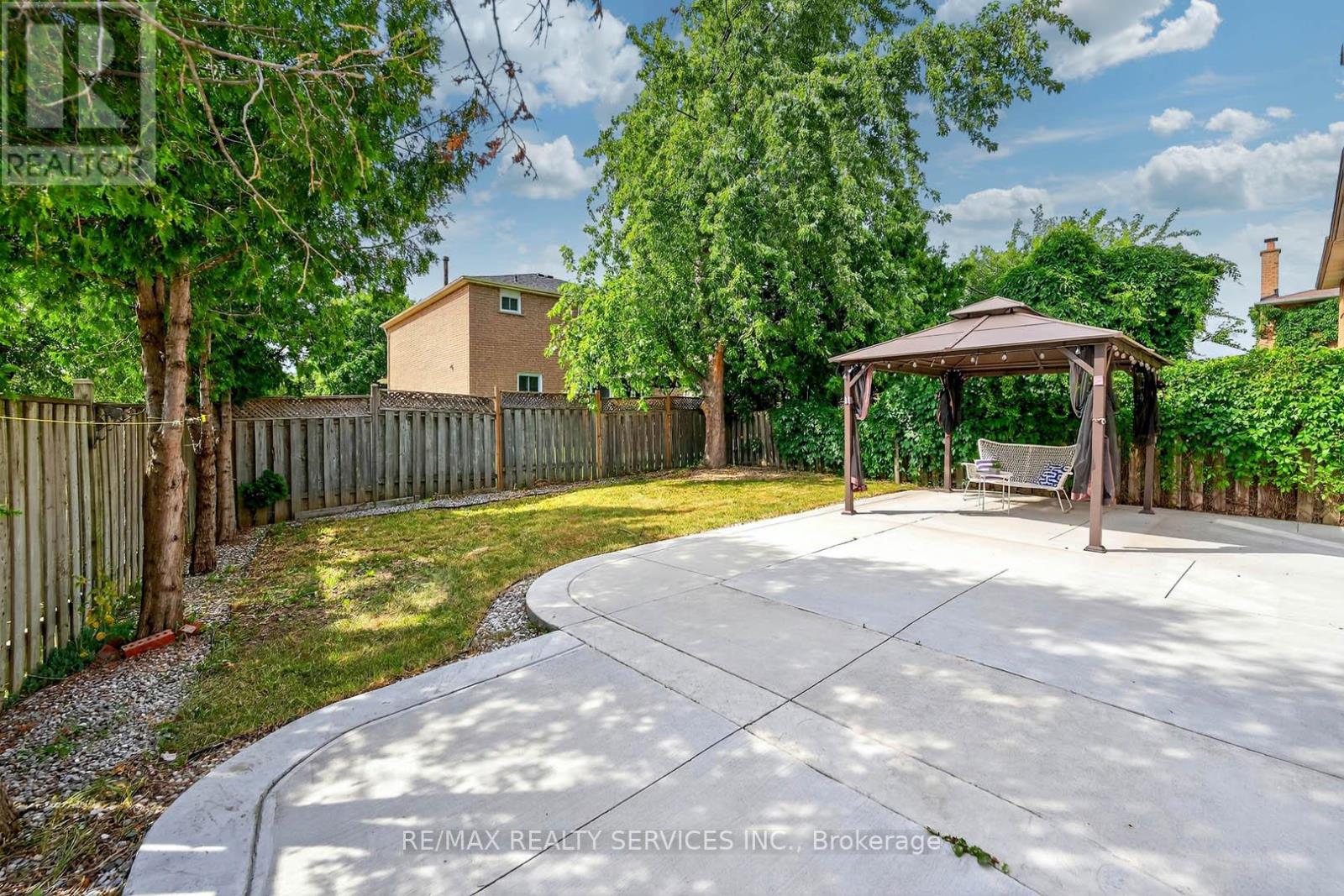 Photo 28 of 55 Mcgraw Avenue, Brampton ON