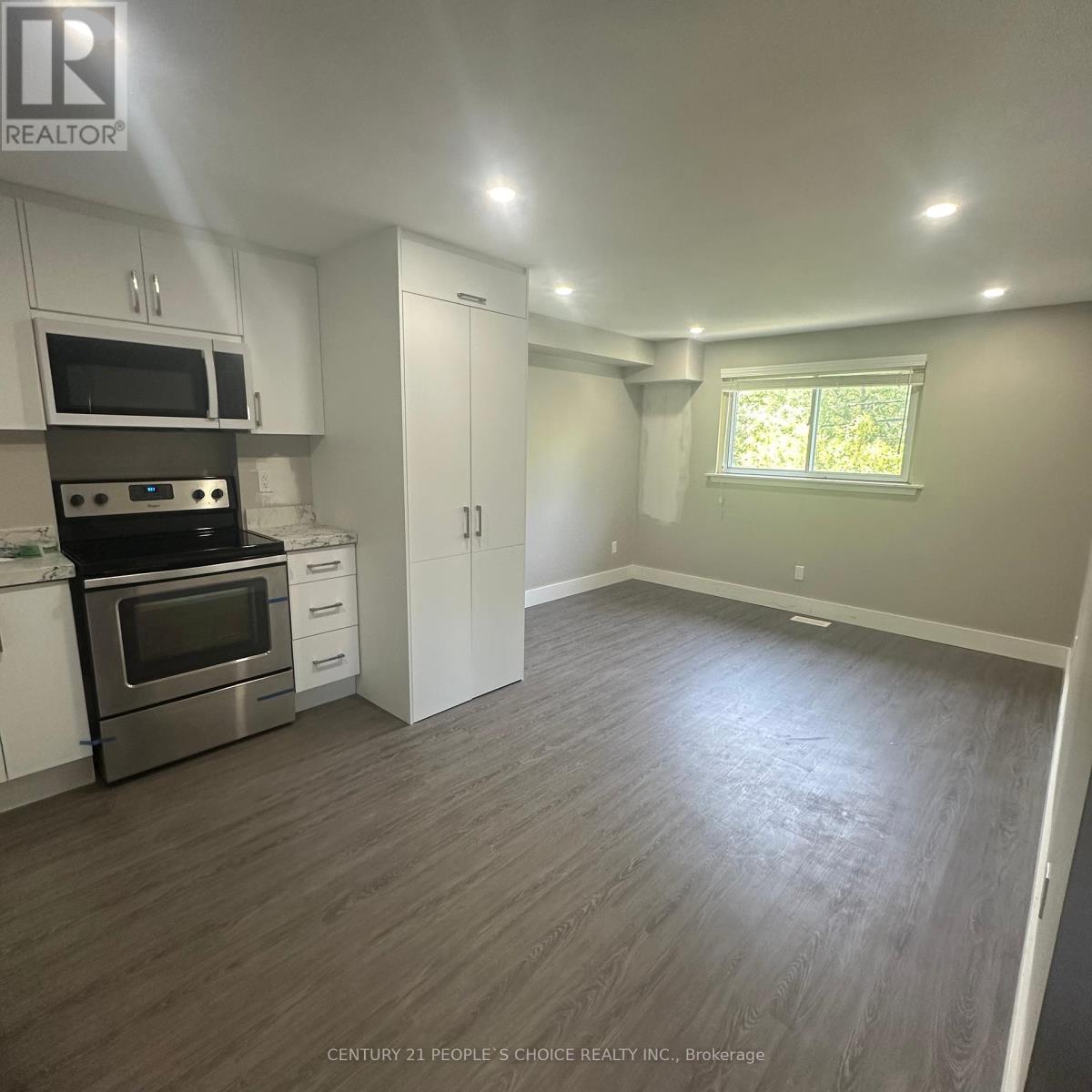 Photo 3 of Unit 2 199 Avondale Boulevard, Brampton ON