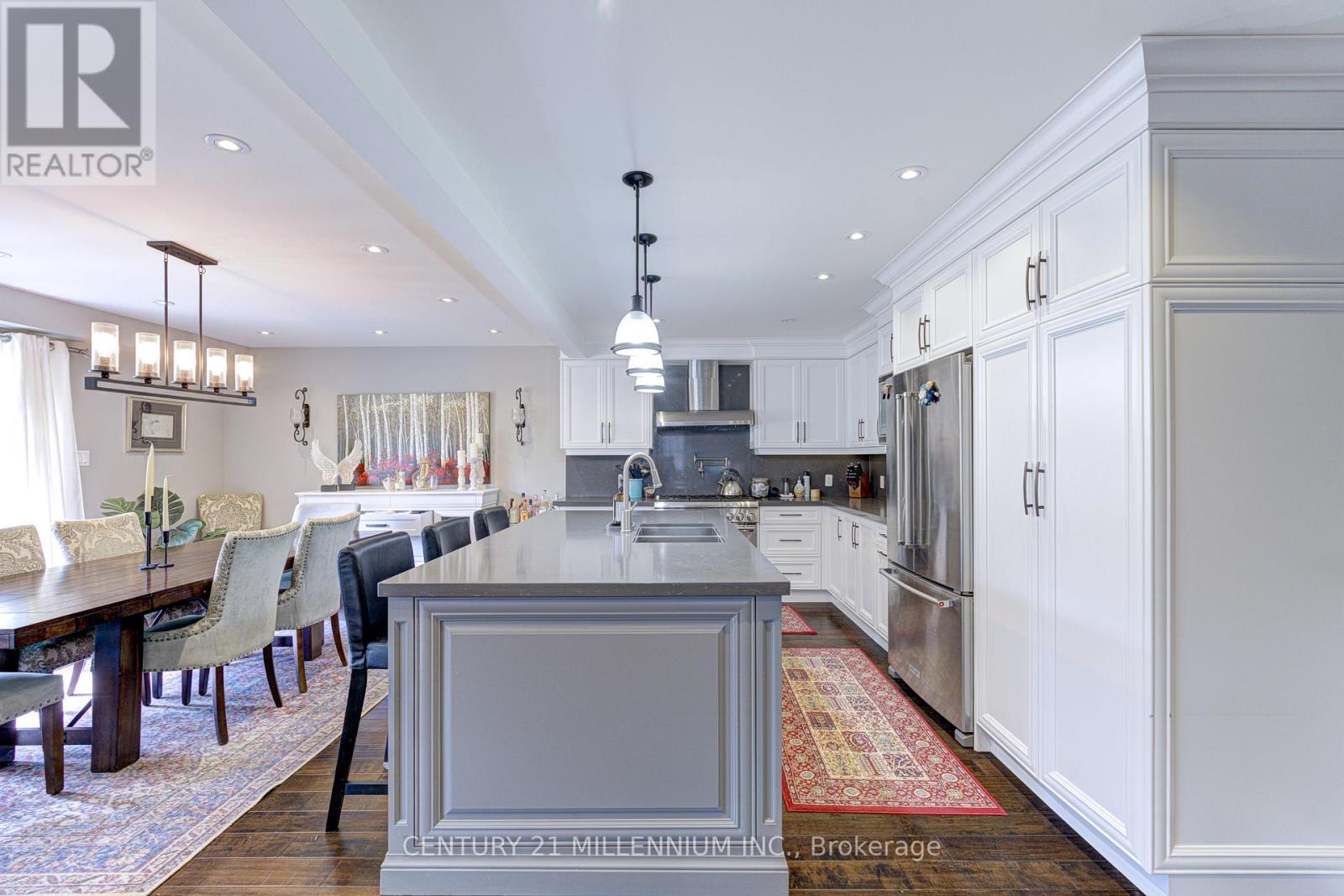 Photo 13 of 17 Evesham Crescent, Brampton ON
