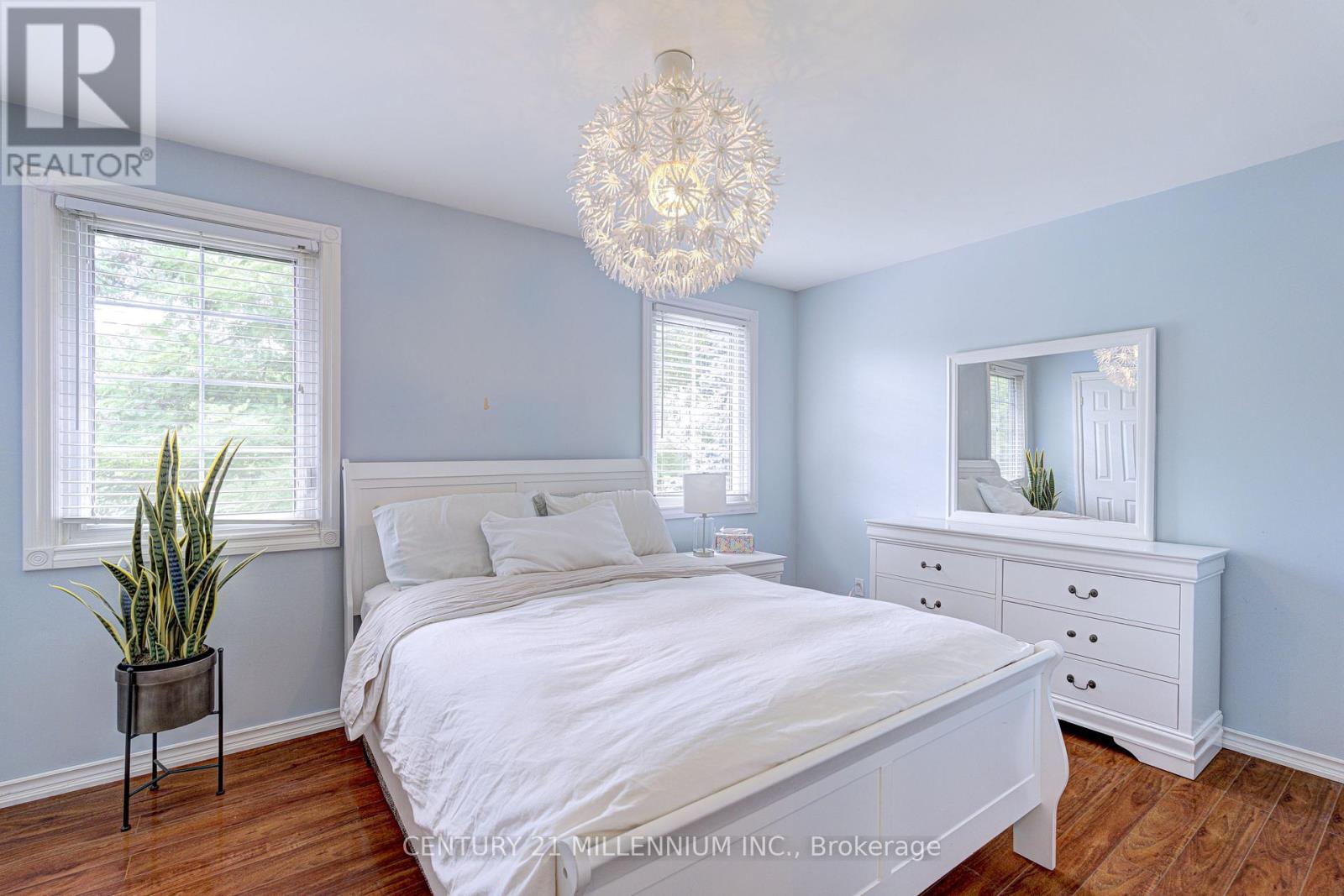 Photo 19 of 17 Evesham Crescent, Brampton ON