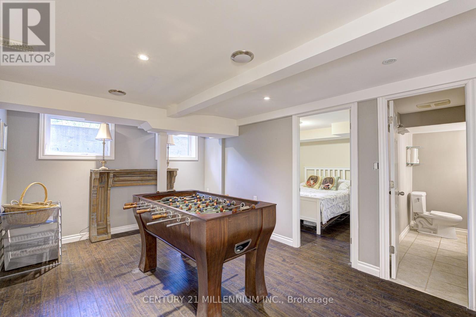 Photo 38 of 17 Evesham Crescent, Brampton ON
