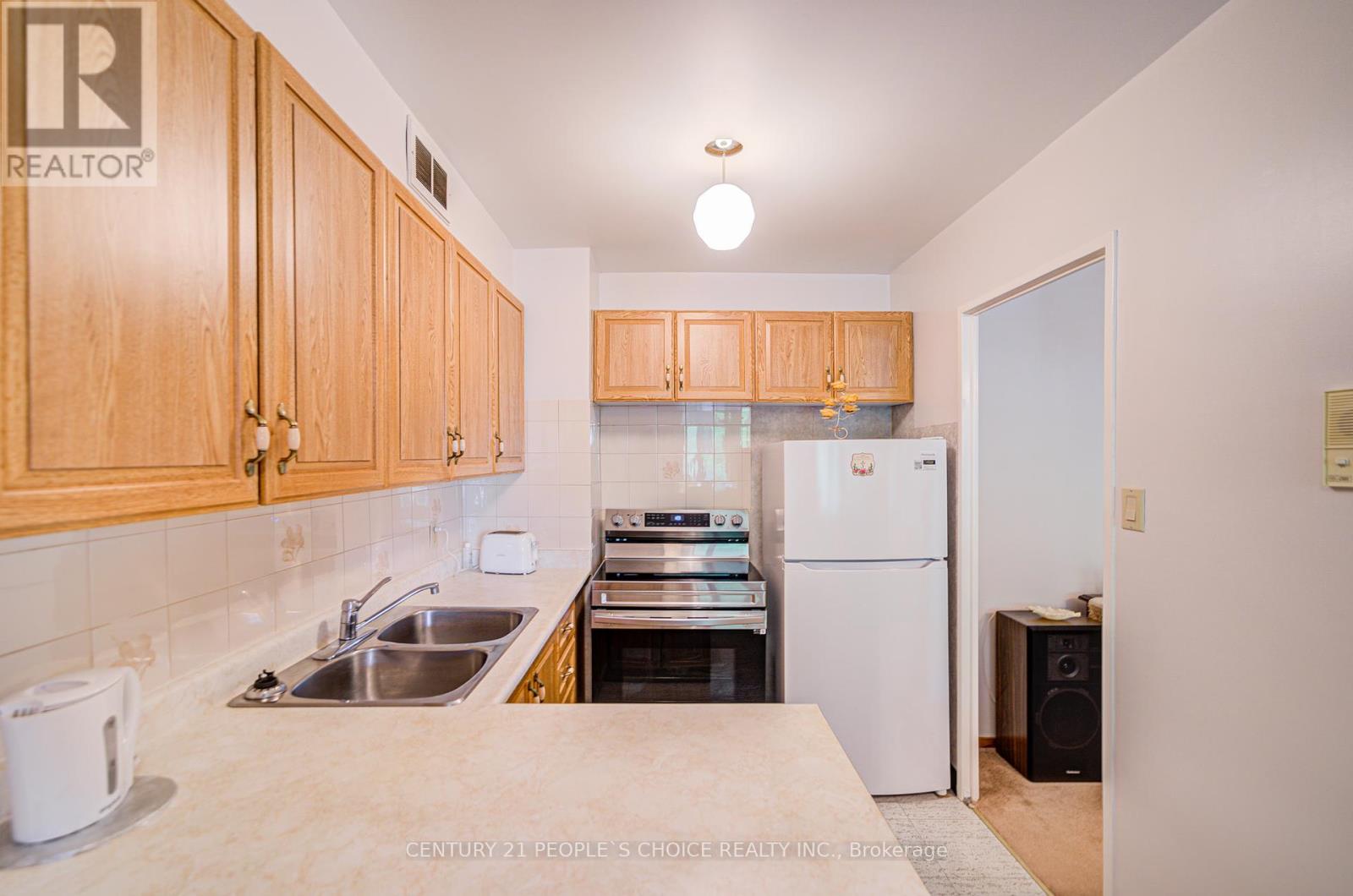 Photo 27 of 311 9 Four Wind Drive, Toronto ON