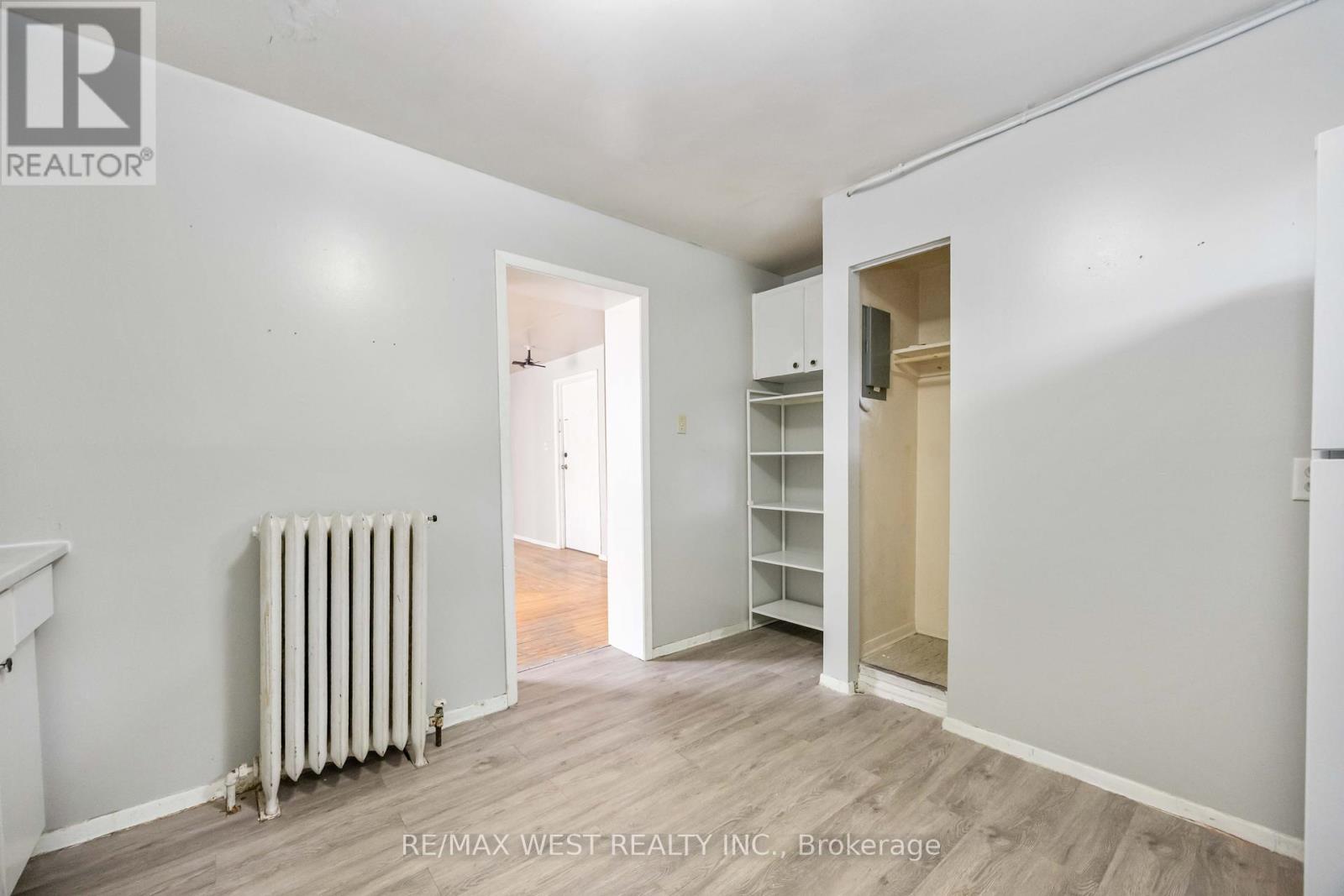 Photo 6 of 4990 Dundas Street W, Toronto ON