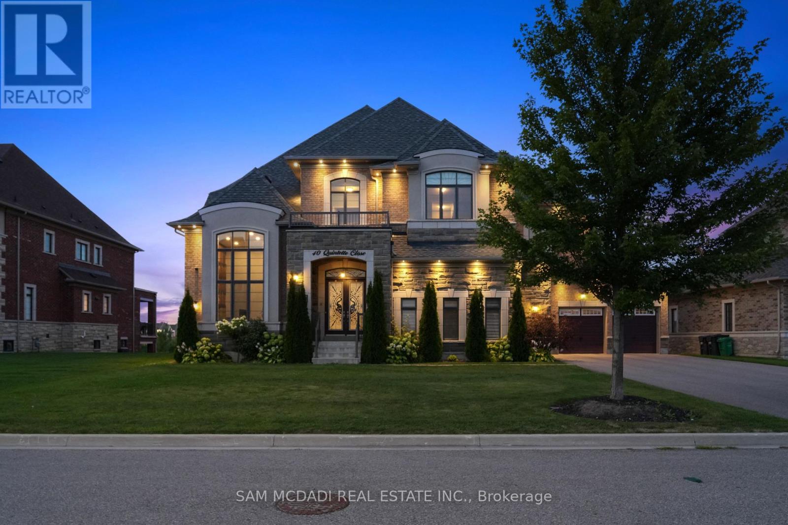 Photo 1 of 40 Quintette Close, Brampton ON