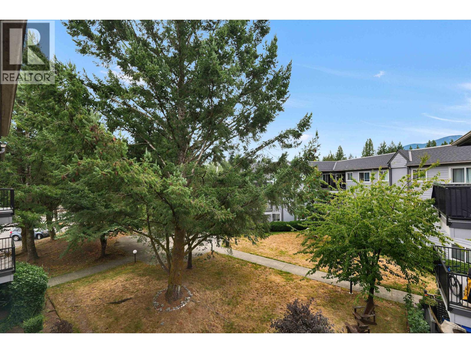 Photo 13 of B 309 40120 Willow Crescent, Squamish BC