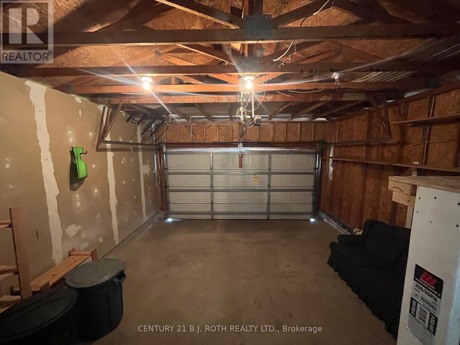 Photo 24 of 1 Golden Eagle Way, Barrie ON