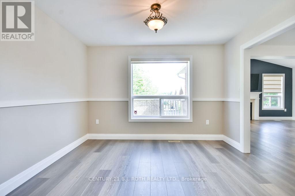 Photo 7 of 1 Golden Eagle Way, Barrie ON