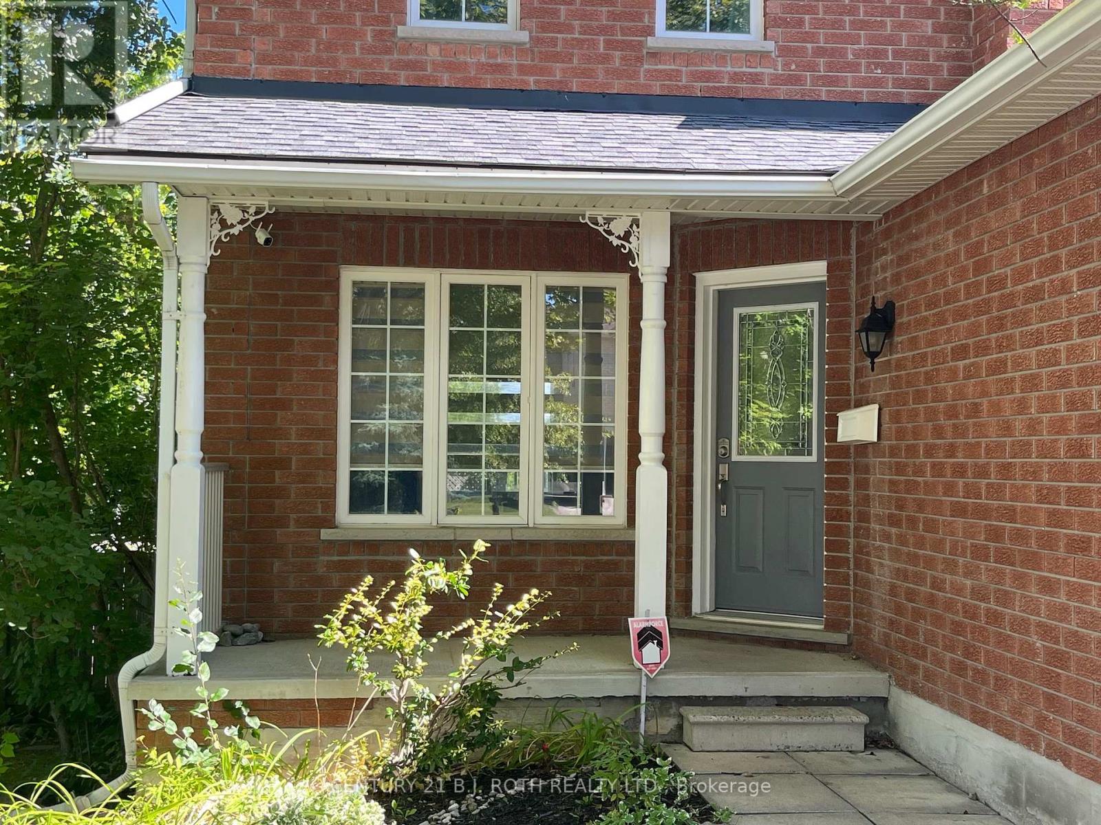 Photo 8 of 1 Golden Eagle Way, Barrie ON