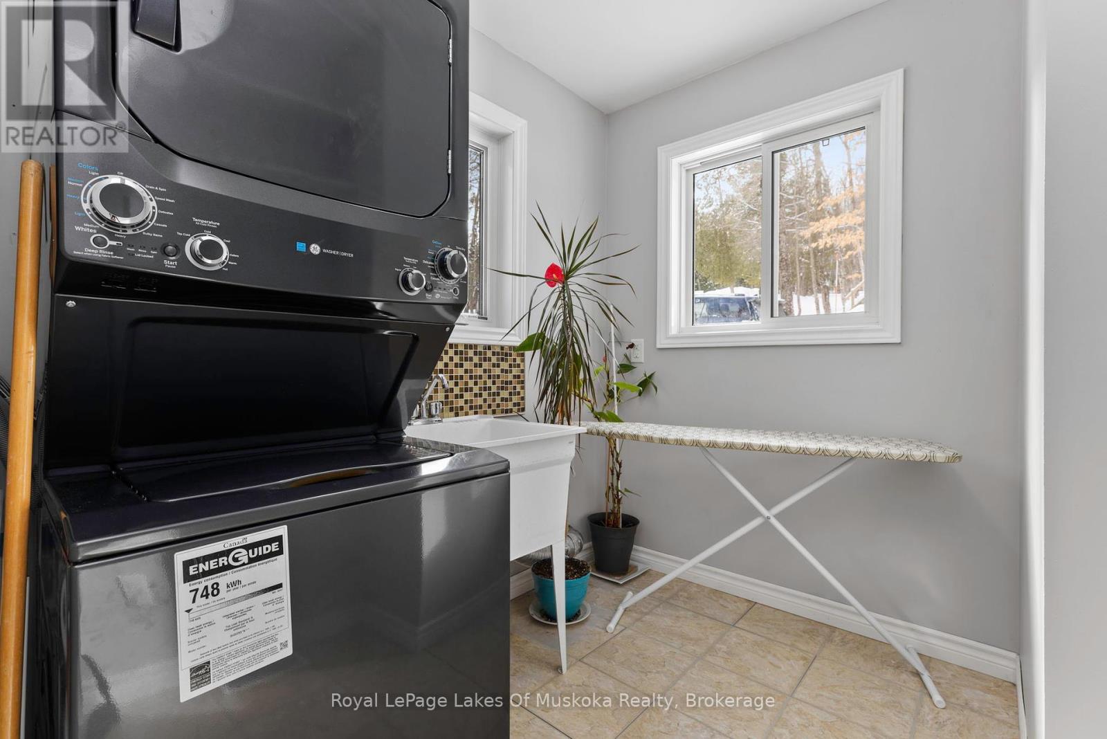 Photo 27 of 4441 Muskoka Rd 117 Road, Lake Of Bays ON
