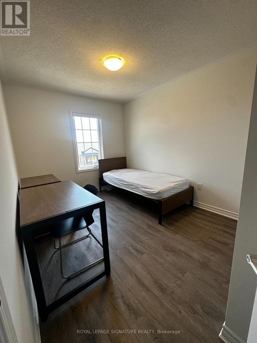 Photo 12 of 11 1259 Lily Crescent, Milton ON